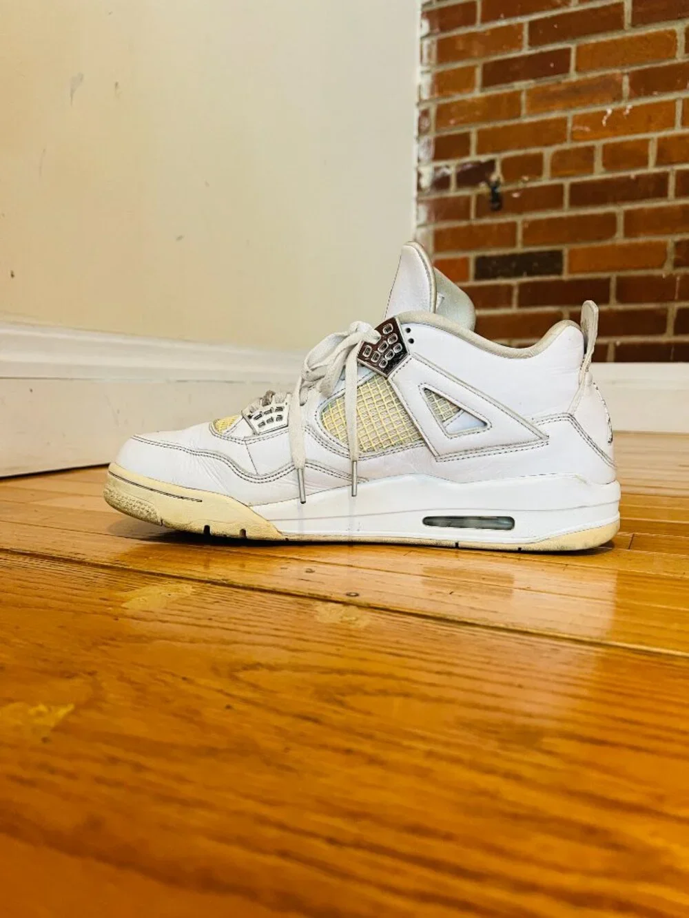 Nike Air Jordan 4 Retro 
